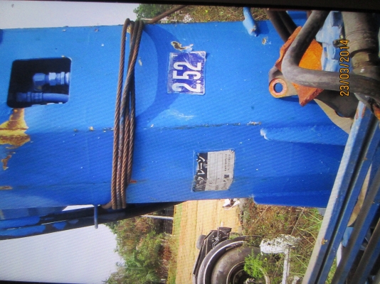 เครน.ทานาโด้2.5ตัน-4ปลอก3ชัก.ท้องแบน.-ขาเหลี่ยม.สภาพสวยพร้อมใช้..ราคา100.000บ