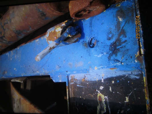 เครน.ทานาโด้2.5ตัน-4ปลอก3ชัก.ท้องแบน.-ขาเหลี่ยม.สภาพสวยพร้อมใช้..ราคา100.000บ