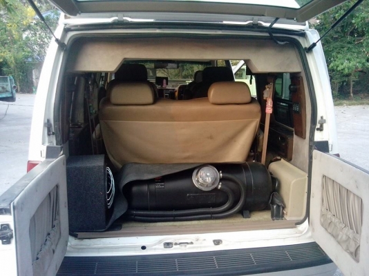 ขาย chevrolet astro  พร้อมใช้ ทะเบียนโอน สวยๆ สดๆ ราคาเบาๆ 385,000 บาท