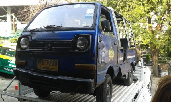 กะป๊อไดฮัทสุ s40 ป้ายเหลืองภาษีไม่ขาด ตามสภาพแต่พร้อมใช้ เครื่องดีมาก ถูกที่สุดในสามโลก