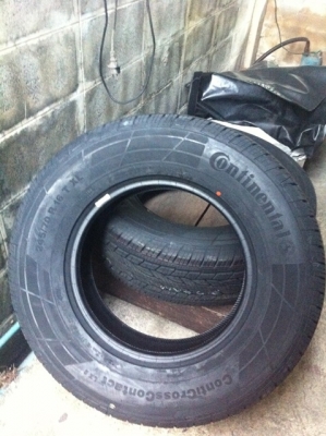 ยางใหม่ปลายปี 2013 ขนาด 265 - 70 R16 ดอก HT