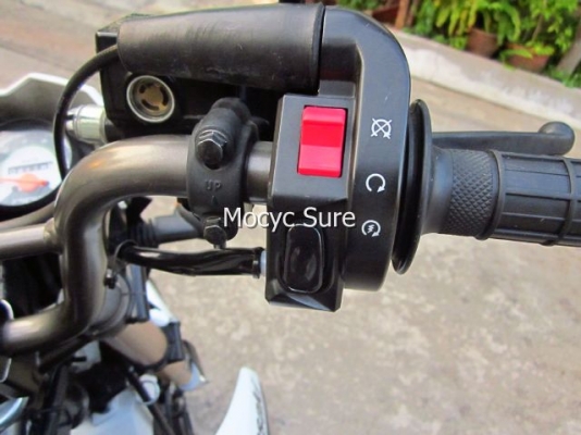 Kawasaki KSR สีขาวดำ สตาร์ทมือ  ตัวท๊อป ล้อแม็กซ์   ปี 56