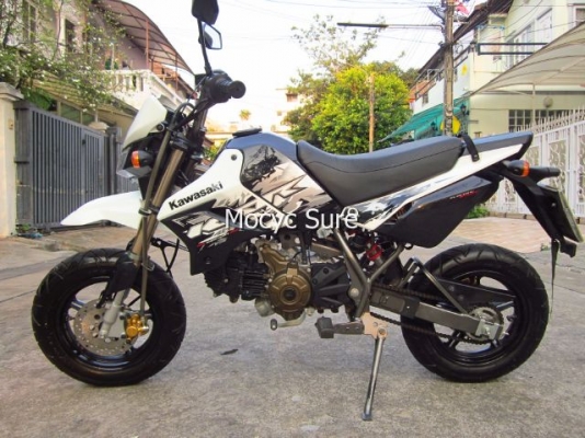 Kawasaki KSR สีขาวดำ สตาร์ทมือ  ตัวท๊อป ล้อแม็กซ์   ปี 56