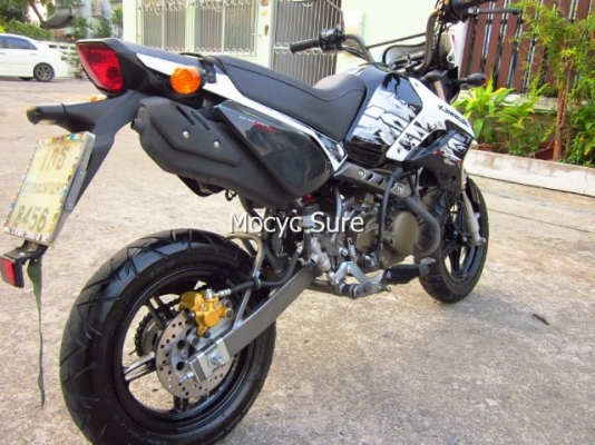 Kawasaki KSR สีขาวดำ สตาร์ทมือ  ตัวท๊อป ล้อแม็กซ์   ปี 56