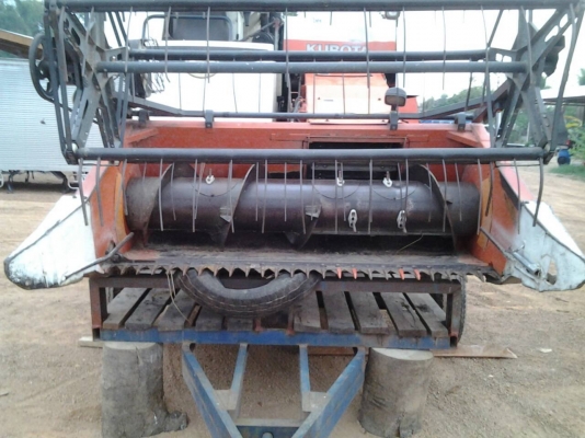 KUBOTA DC60 รถเกี่ยวข้าวเศรษฐกิจ ซื้อ1 แถม1 ครับ รถลากจูง 4ล้อ เฟืองท้ายเอลฟ ชั่วโมง 3พันก่า