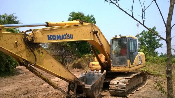 PC200-7 ปี2004 ทำงาน18000ชม.รถเดิมๆสีเดิมบอดี้สวย รถแห้ง ช่วงล่างดี PC200-7 ปี2004 ทำงาน18000ชม.รถเดิมๆสีเดิมบอดี้สวย รถแห้ง ช่วงล่างดี