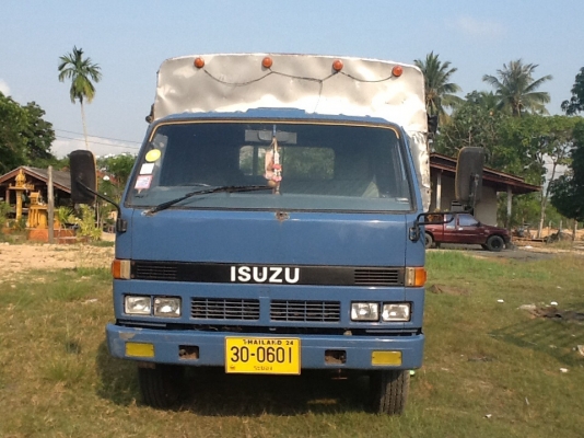 อีกแล้วครับท่าน115. NPRสวยๆเครื่องดีคัชซีผ่านเอกสารชุดโอนครบๆ.  ยางใหม่ทั้ง6เส้นพร้อมใช้ครับ