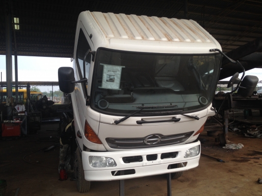 รีบจองเลยครับ HINO MEGA จะทำกระบะมิเนียมครับ สเปคกระบะ ยาว 5.20 เมตร สูง 1.70 เมตร กว้าง 2.25เมตร เครื่อง JO8C  210 แรงหัวนอกครับ ยาง 825 ขอบ 16 นิ้วครับ พร้อมเล่มทะเบียนครับ