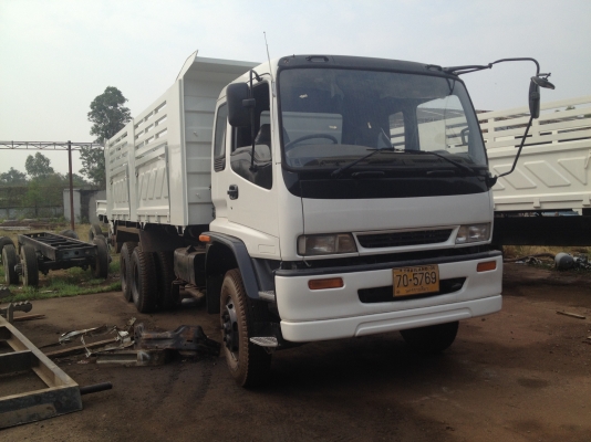 ขาย 10 ล้อ 2 เพลาดั้มพ์ ISUZU DECA เครื่อง 320 แรงม้าระบบน้ำมัน กระบะดั้มพ์ ยาว 6 เมตร กว้าง 2.50 เมตร สูง 1.50 เมตร กระบอกดั้มพ์ 15 ตัน รถทำใหม่ทั้งคันคัชซี FXZ ครับ ยางใหม่ 1000 ขอบ 20 นิ้วพร้อมทะเบียน