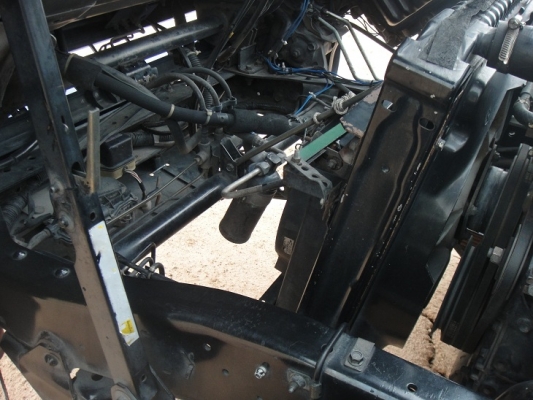 ขายแล้วครับ  ISUZU NPR 130 แรง ตู้แห้ง ยาว 5 เมตร ( ห้างแท้  ) จดปี48