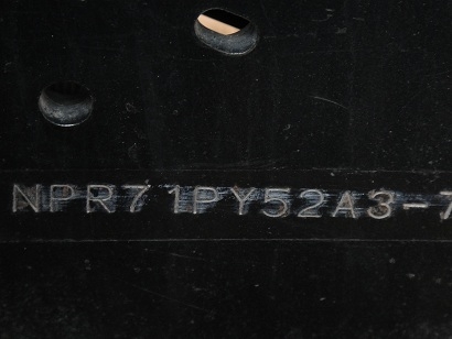 ขายแล้วครับ  ISUZU NPR 130 แรง ตู้แห้ง ยาว 5 เมตร ( ห้างแท้  ) จดปี48