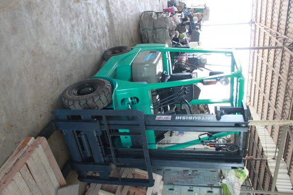 ขาย Folklift Mitsubishi FD15