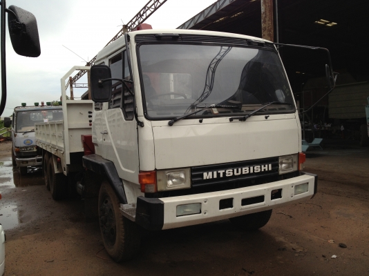 ขาย 10 ล้อติดเครน FUSO เครื่อง 6D16 195 แรงม้า ระบบน้ำมันกระบะคาร์โก้ ยาว 6 เมตร สวยๆครับทำใหม่ทั้งคันหาอยู่รีบเลยครับ