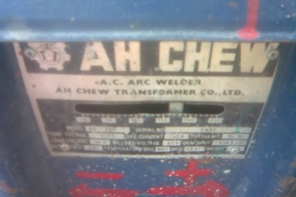 ตู้เชื่อมอาจิว 250 Aสภาพเดิมๆครับพร้อมใช้งานครับเป็นของอาจิวครับขนาด  250  แอมครับราคานี้คุ้มมากครับ