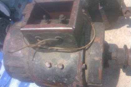 ไดปั่นไฟ 1.5 กิโลวัตต์สภาพเดิมๆครับขนาด 1.5  กิโลครับ  ของโตชิบาครับสภาพพร้อมใช้ครับไฟแรงครับราคานี้คุ้มมากครับ