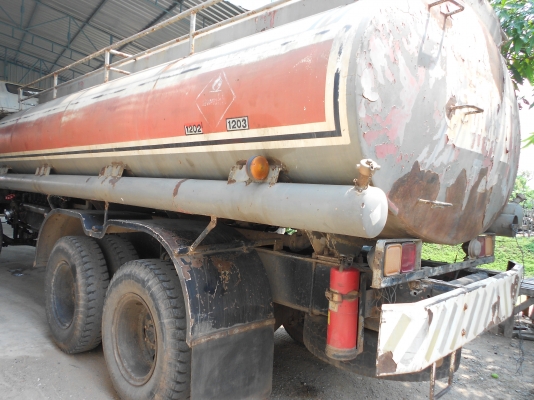 รถน้ำมัน  10ล้อ ถัง ISUZU JCM เครื่องเดิม ช่วงล่างเดิม