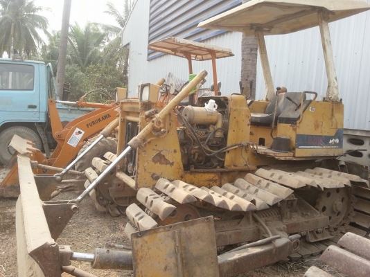 ขายรถเกรด Komatsu D20-5,D20-6 ตามสภาพ ขายรถเกรด Komatsu D20-5,D20-6 ตามสภาพ