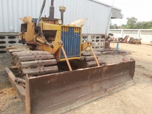 ขายรถเกรด Komatsu D20-5,D20-6 ตามสภาพ ขายรถเกรด Komatsu D20-5,D20-6 ตามสภาพ