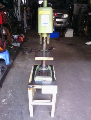 ขายเครื่องด๊าปเกลียวญี่ปุ่น KIRA KRT-10