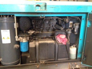 เครื่องปั๊มลม Airman PDS90S #71-5B12147 สินค้าตั้งโชว์อยู่ที่โกดังเราในไทยค่ะ