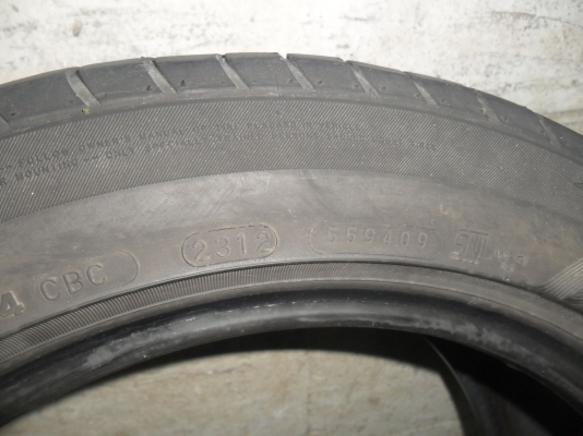 ยาง MAXXIS 225/55R17 ปี12 สวยๆ 1 คู่ ราคา 2400 บาท