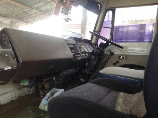 ขายรถบรรทุกสิบล้อ HINO F17 FL177LA รถล่อง 1 เพลาไม่ดัมพ์ เกียร์ดดิม ทะเบียนพร้อม