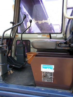 pc 100-3 เครื่องเดิม ปั้มเดิม บูมอามไม่มีปะ ช่วงล่างสวย