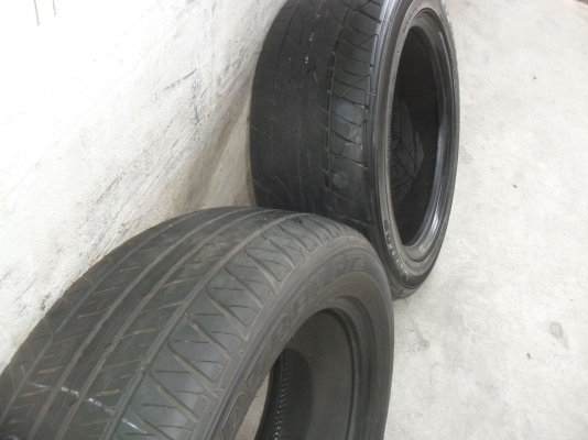 ยาง DUNLOP 235/55R18 ปี10 สวยๆ 1 คู่ ราคา 2400 บาท