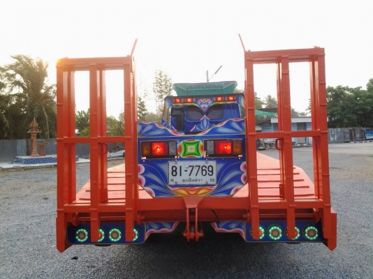 อีซุซุ 10 ล้อ 2 เพลา (ราคาด้านในครับ)