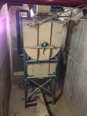 ขาย มิคเซอร์ผสม ขนาด 1 ตัน มอเตอร์ 10 Hp ครบชุด พร้อมทำ Auto ขาย มิคเซอร์ผสม ขนาด 1 ตัน มอเตอร์ 10 Hp ครบชุด พร้อมทำ Auto