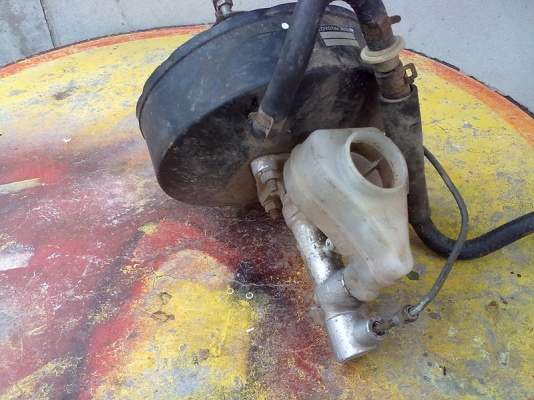 หม้อลมเบรค ถอดจากโดเรมอน ใชได้ไม่มีรั่ว