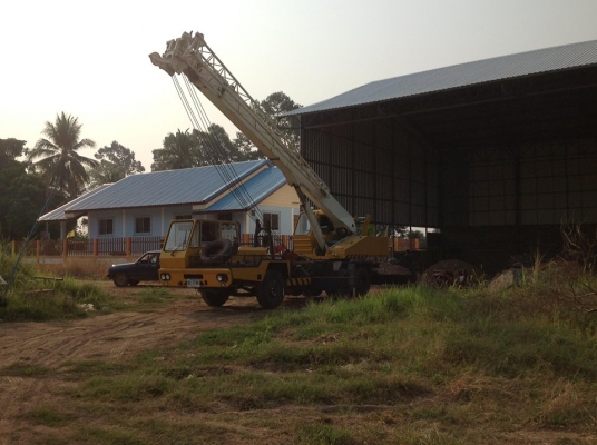 ขายรถเครน 16 ตัน ปั้๊ม 3 ตอน เครื่องดี เอสดีปั๊มดี สภาพดีพร้อมใช้งาน รถสวย