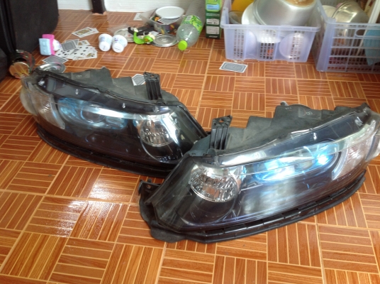 ขายไฟหน้า honda odyssey