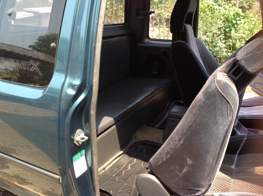 ขายโตโยต้าไมตตี้เอ็กปี 95 โปร่งหลังเครื่อง 2L -2500 ซีซี  วิ่ง 120 ก/ม สบายสภาพสวยบาง ราคาต่อรองได้