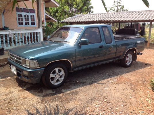 ขายโตโยต้าไมตตี้เอ็กปี 95 โปร่งหลังเครื่อง 2L -2500 ซีซี  วิ่ง 120 ก/ม สบายสภาพสวยบาง ราคาต่อรองได้