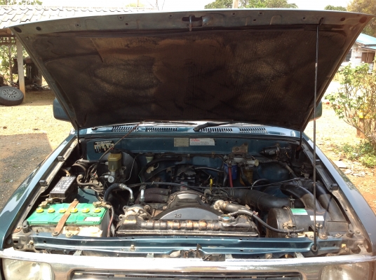 ขายโตโยต้าไมตตี้เอ็กปี 95 โปร่งหลังเครื่อง 2L -2500 ซีซี  วิ่ง 120 ก/ม สบายสภาพสวยบาง ราคาต่อรองได้