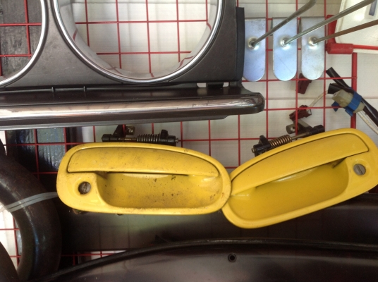 มือเปิดคู่หน้า civic 96,99 civic coupe