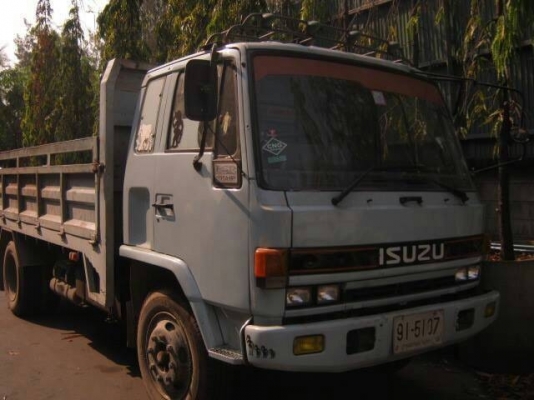ขาย ISUZU ปี 38 เครื่อง 6HE1   195แรง