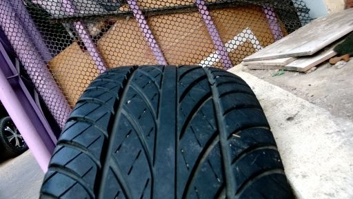 แม็ก Toyota Wish 17-5-100 พร้อมยาง  6,000 บาท