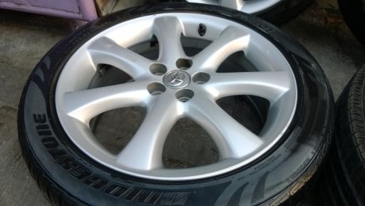 แม็ก Toyota Wish 17-5-100 พร้อมยาง  6,000 บาท