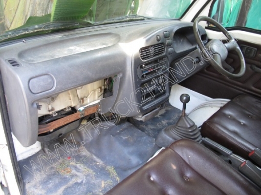 รถตุ๊กตุ๊ก (ขายรวม 2 คัน) ขายราคาลดเหลือ 80,000 บาท เท่ากับคันละ 50,000 บาท