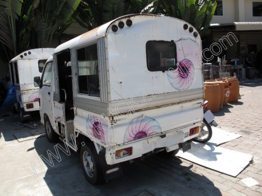 รถตุ๊กตุ๊ก (ขายรวม 2 คัน) ขายราคาลดเหลือ 80,000 บาท เท่ากับคันละ 50,000 บาท