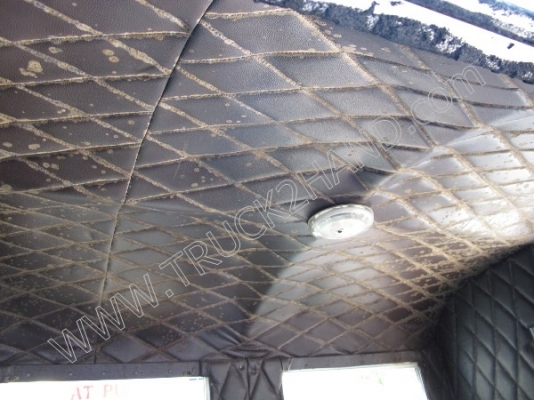 รถตุ๊กตุ๊ก (ขายรวม 2 คัน) ขายราคาลดเหลือ 80,000 บาท เท่ากับคันละ 50,000 บาท