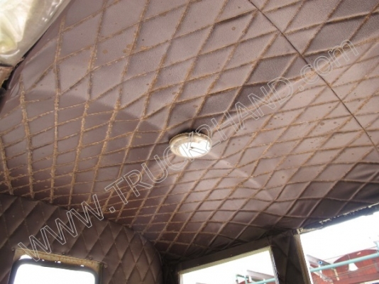 รถตุ๊กตุ๊ก (ขายรวม 2 คัน) ขายราคาลดเหลือ 80,000 บาท เท่ากับคันละ 50,000 บาท