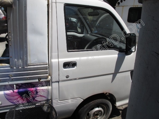 รถตุ๊กตุ๊ก (ขายรวม 2 คัน) ขายราคาลดเหลือ 80,000 บาท เท่ากับคันละ 50,000 บาท