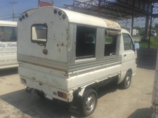 รถตุ๊กตุ๊ก (ขายรวม 2 คัน) ขายราคาลดเหลือ 80,000 บาท เท่ากับคันละ 50,000 บาท