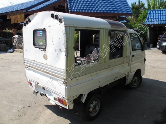 รถตุ๊กตุ๊ก (ขายรวม 2 คัน) ขายราคาลดเหลือ 80,000 บาท เท่ากับคันละ 50,000 บาท