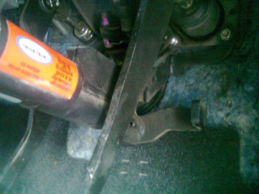 ล๊อค คลัช  , ล๊อค เบรค อีซูซุ นิวส์ดีแม๊ก  มี 1 ตัว  ติดต่อ.081-427-3941