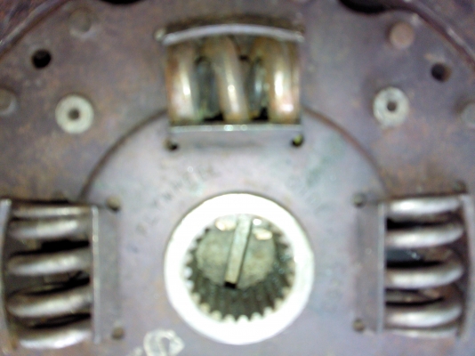 ขายแผ่นครัชพร้อมหวี(จานกด)เครื่องมังกร