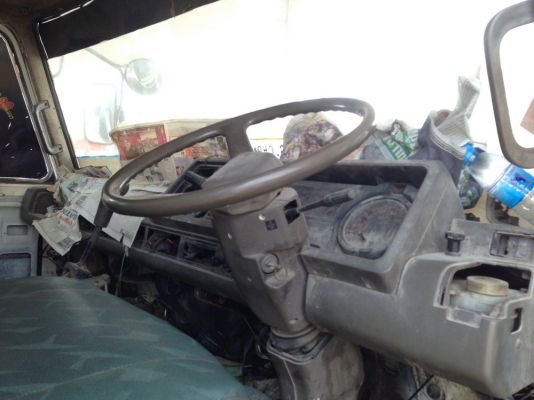 หัวเก๋ง NIssan Diesel UD หัวสามใบปัด